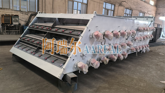 1 ~ 2 سطح 2000 * 5000mm سعة كبيرة شاشة عالية التردد الاهتزاز آلات فحص الجرثومة ل NPK الأسمدة الكيميائية مع اهتزازات عالية السرعة 3000 ~ 3600 دورة في الدقيقة