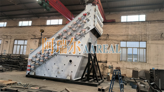1~4 طوابق 3000~3600RPM شاشة التردد العالي للأسمدة الفوسفاتية لفحص السعة العالية في إنتاج الأسمدة الفوسفاتية