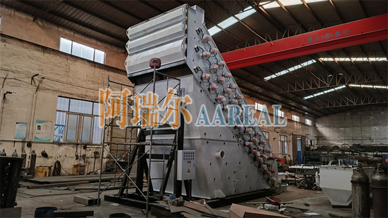 سعة كبيرة 1 ~ 4 سطح 30 ~ 50 TPH الشاشة عالية التردد الاهتزاز الخيوط للكالسيوم الكربونات تصنيف دقيق مع محركات غير متوازنة لتنظيف الشبكة